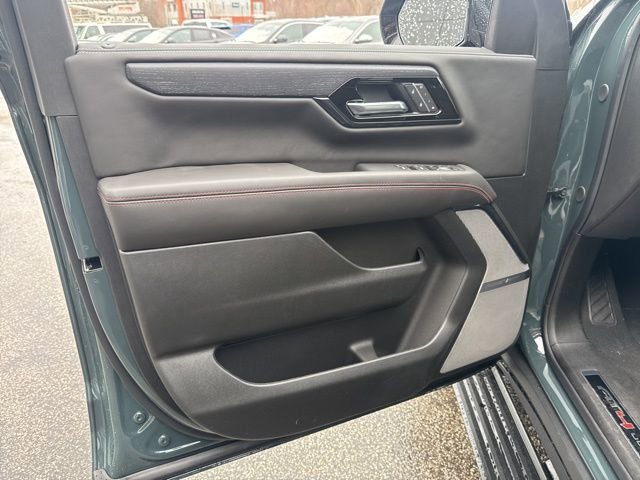 New 2026 GMC Yukon AT4 Ultimate w/ LPO, Floor Liner Package image 17