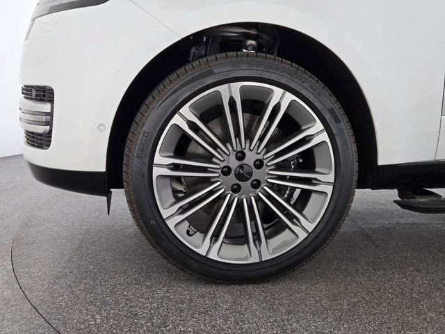 New 2026 Land Rover Range Rover Long Wheelbase Autobiography AWD/4WD image 9
