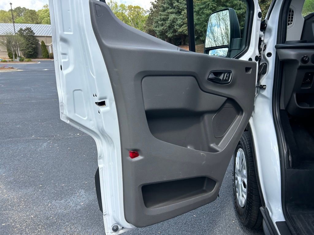 Used 2023 Ford Transit 350 XLT image 47