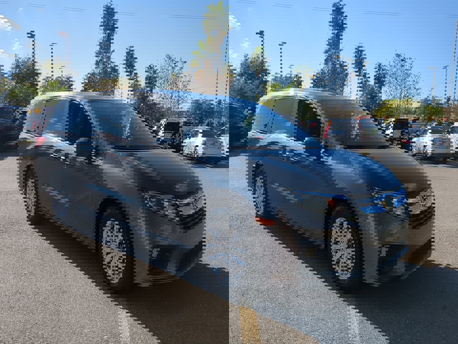 Used 2019 Honda Odyssey LX image 2