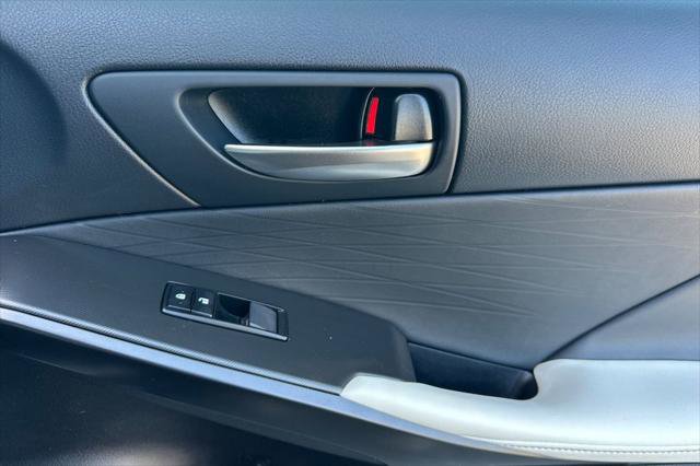 Certified 2023 Lexus IS 350 F Sport image 20