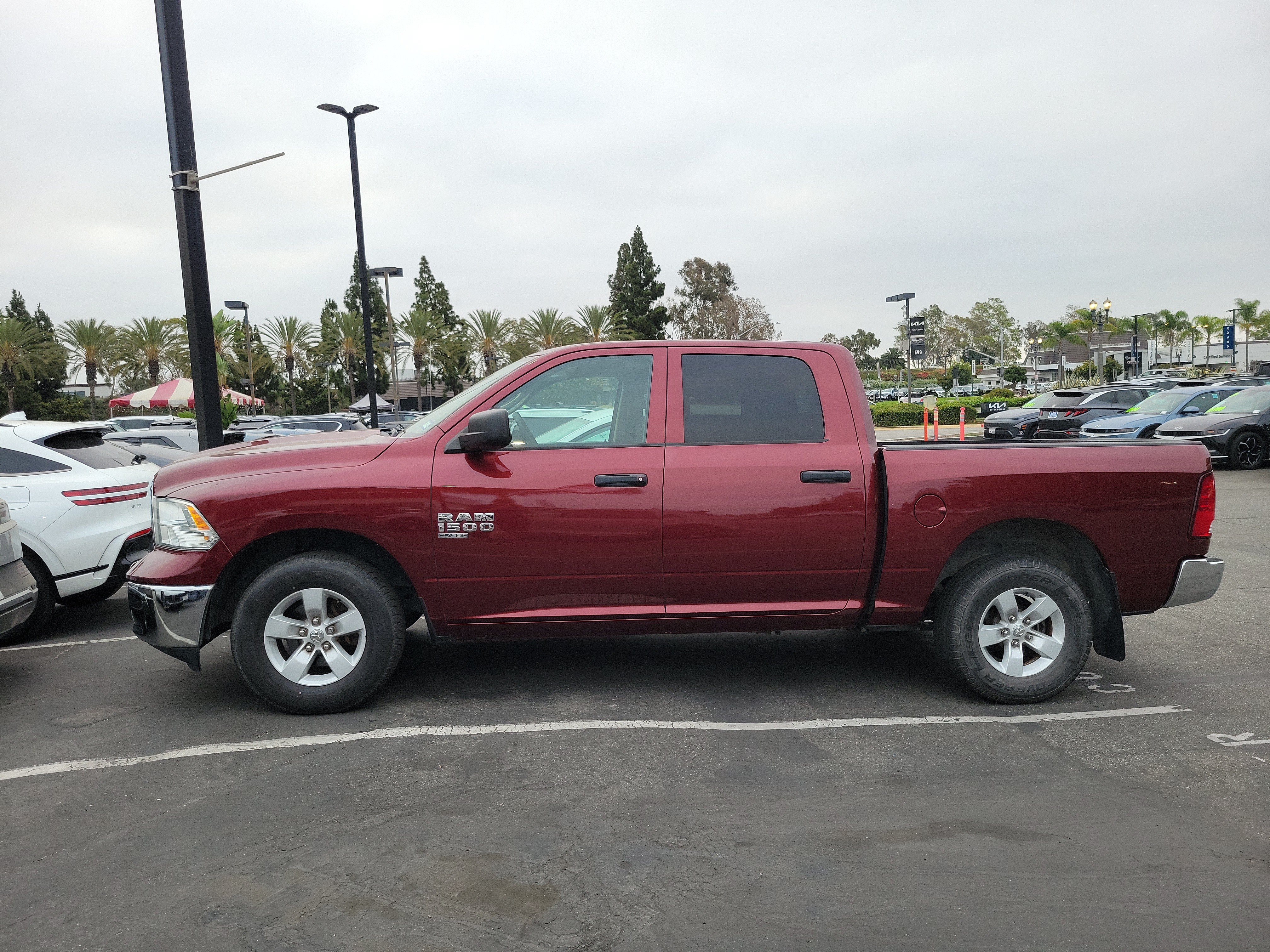 Used 2020 RAM 1500 Tradesman w/ Chrome Plus Package RWD image 2