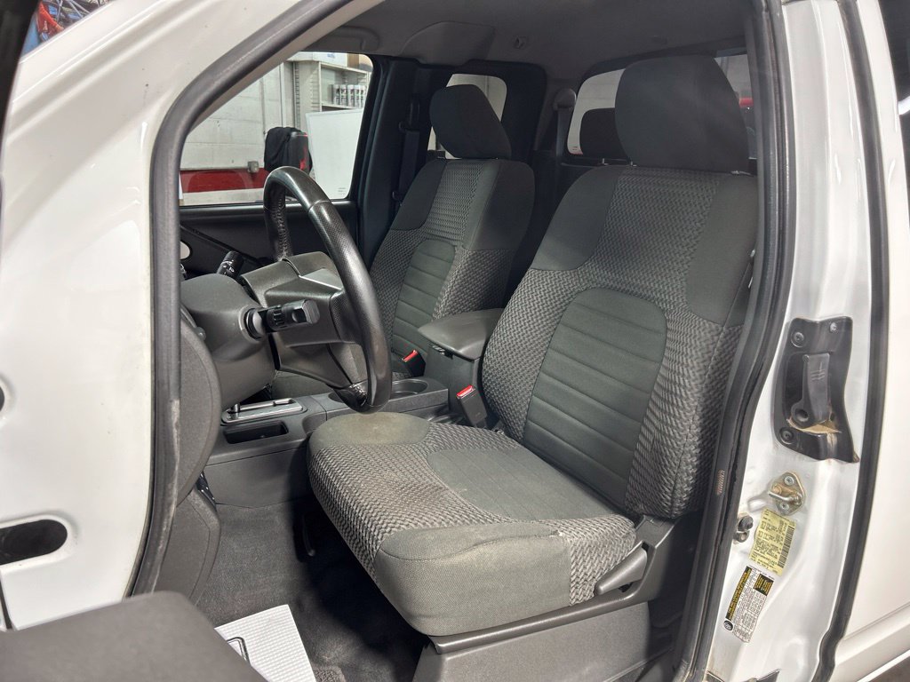 Used 2019 Nissan Frontier SV w/ Value Truck Package AWD/4WD image 17