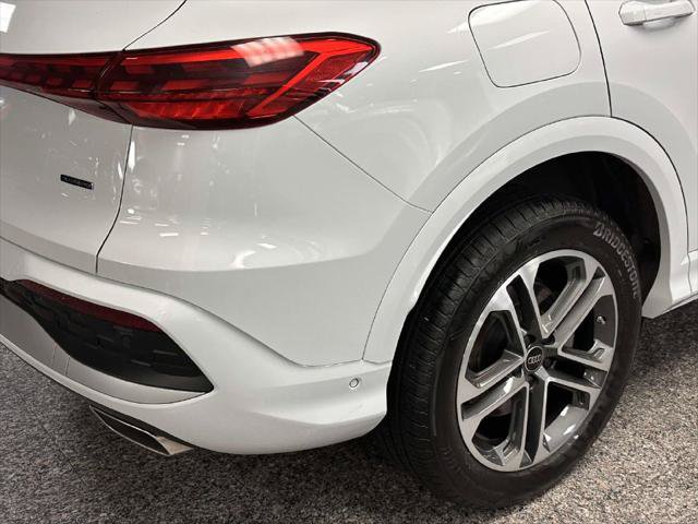 Used 2025 Audi Q5 Premium w/ Convenience Package AWD/4WD image 9