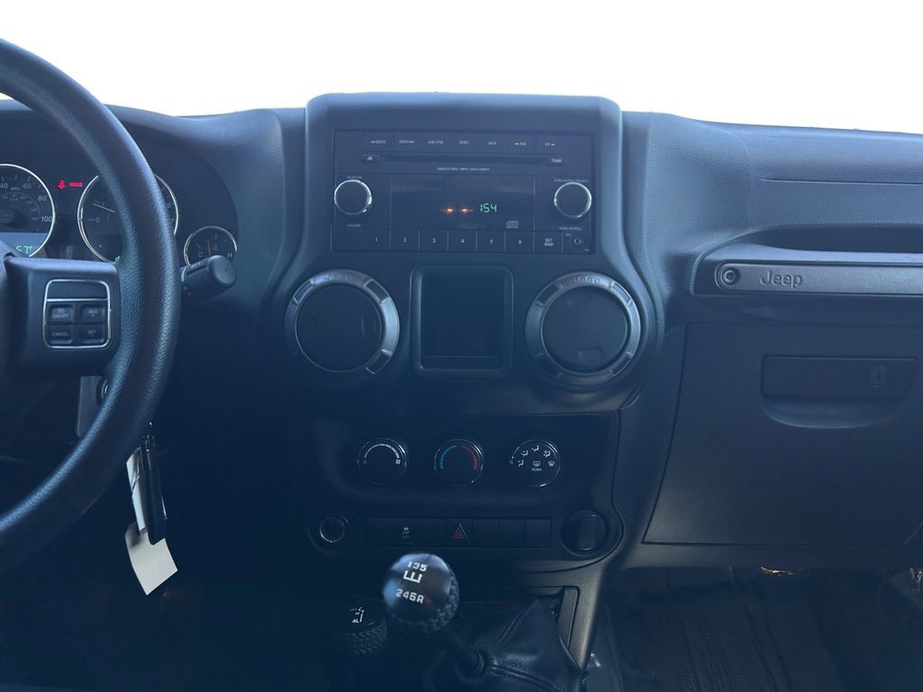 Used 2014 Jeep Wrangler Sport AWD/4WD image 13