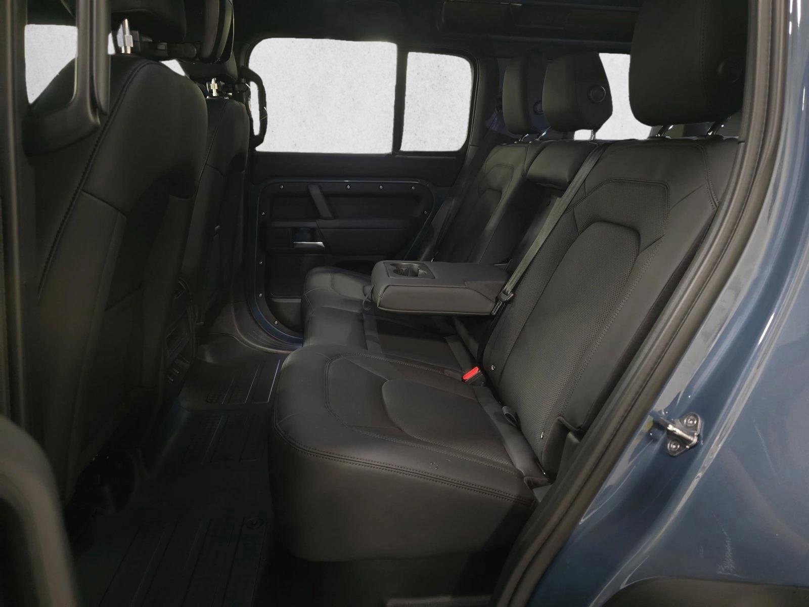 New 2026 Land Rover Defender 110 S AWD/4WD image 13