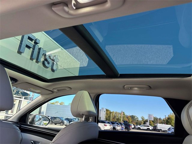 Certified 2022 Hyundai Tucson Limited image 10