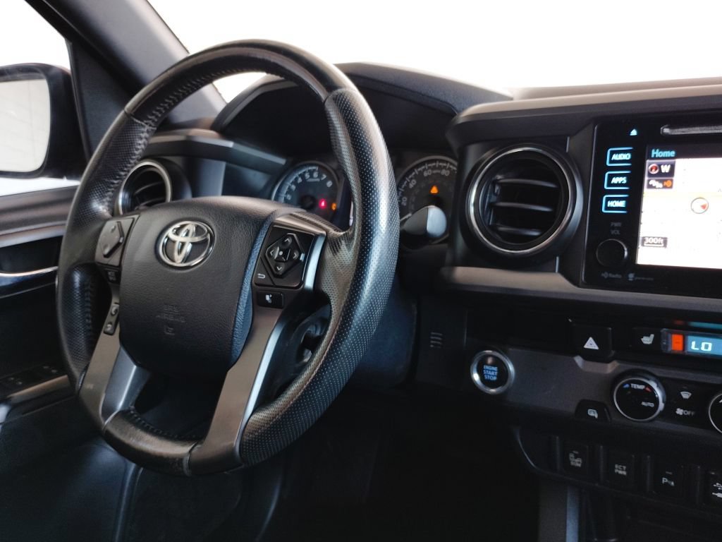 Used 2016 Toyota Tacoma TRD Sport RWD image 26