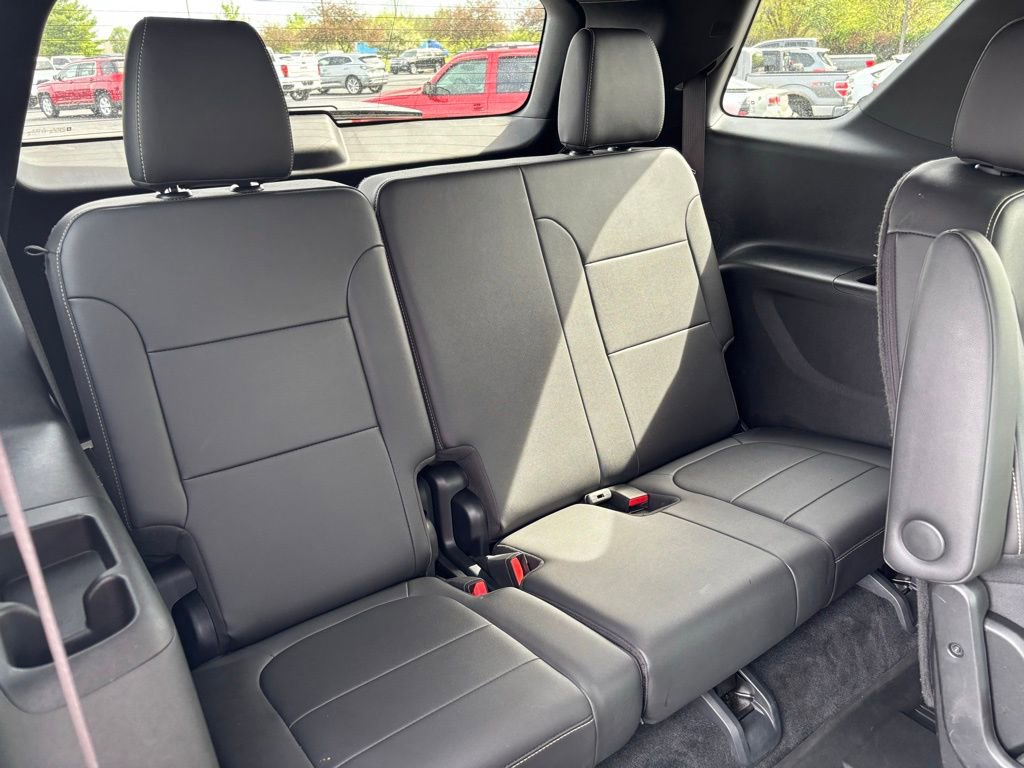 Used 2023 Chevrolet Traverse LT w/ LPO, Floor Liner Package FWD image 22