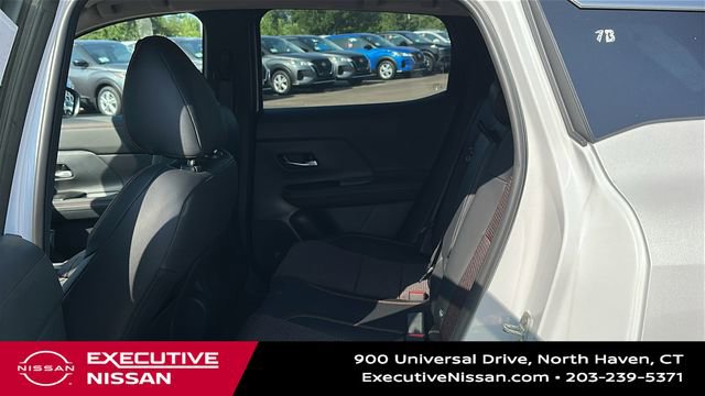 Used 2025 Nissan Kicks SR w/ Interior Electronics Package FWD image 22