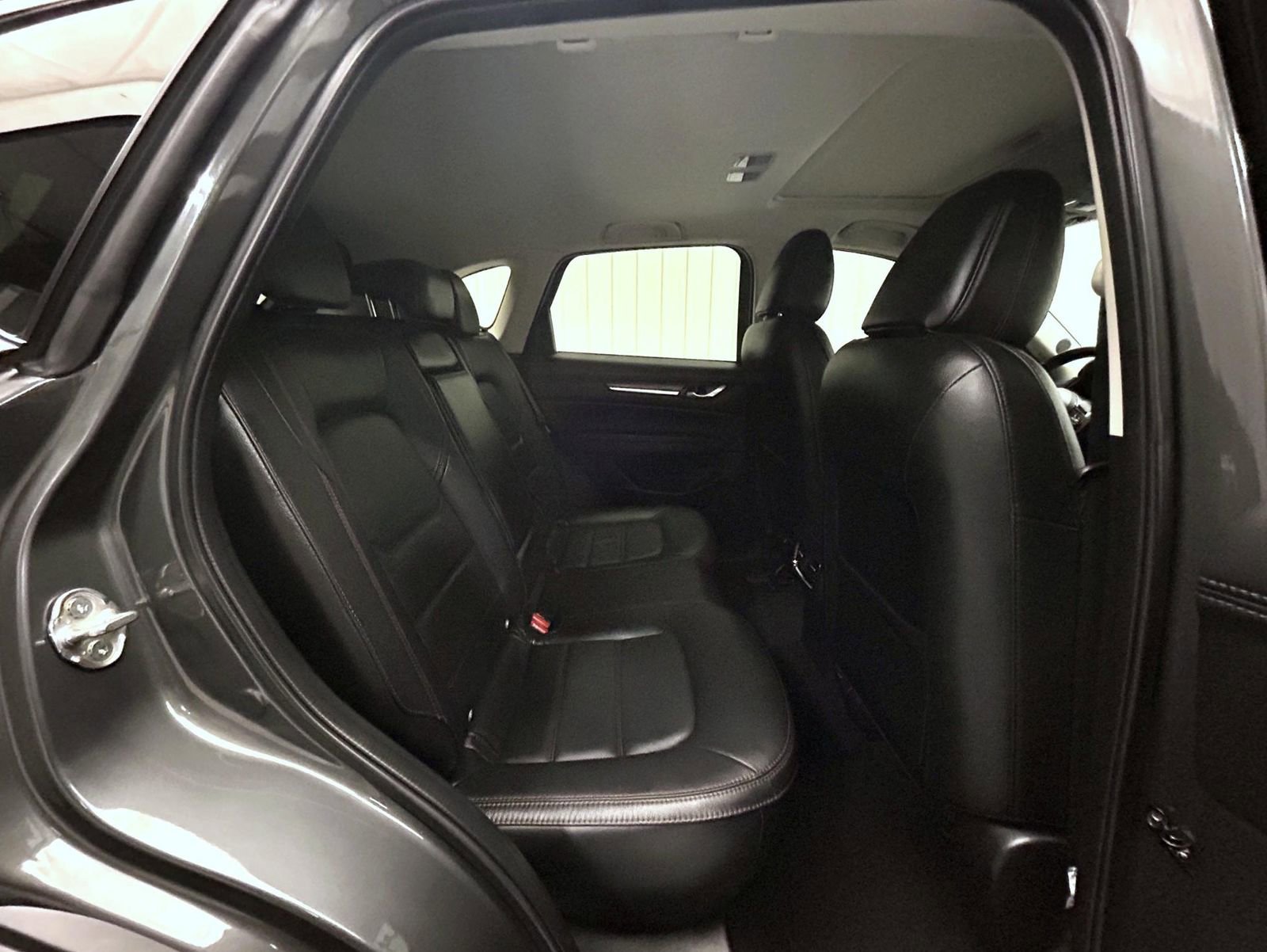 Used 2022 MAZDA CX-5 AWD 2.5 S w/ Premium Package image 18