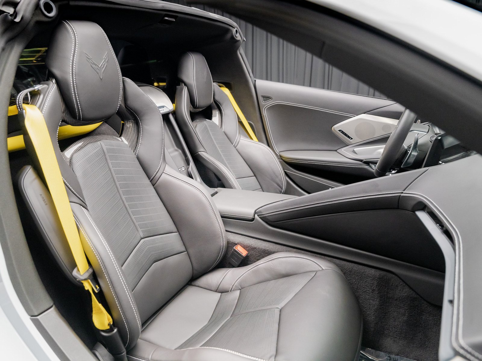 Used 2023 Chevrolet Corvette Z06 w/ Z07 Performance Package image 57