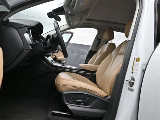 Used 2023 Audi Q7 3.0T Prestige image 12