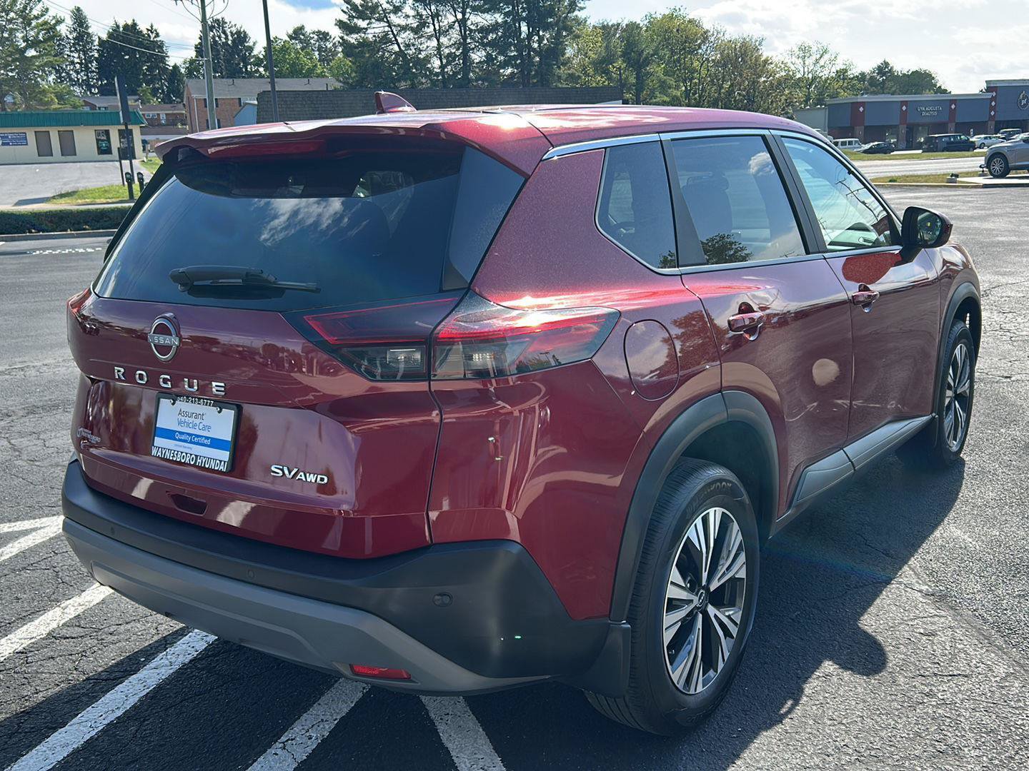 Used 2023 Nissan Rogue SV AWD/4WD image 8