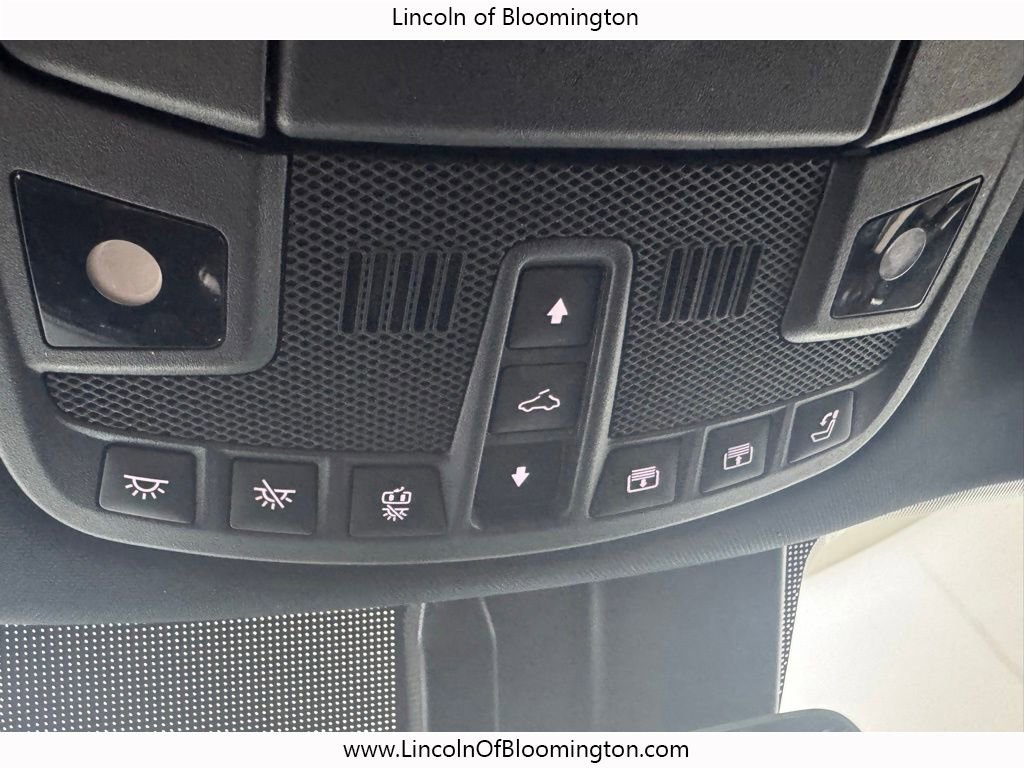 Used 2019 Lincoln Navigator Select AWD/4WD image 80