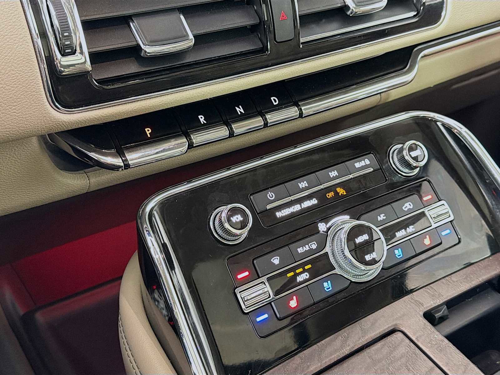 Used 2022 Lincoln Navigator Reserve AWD/4WD image 19