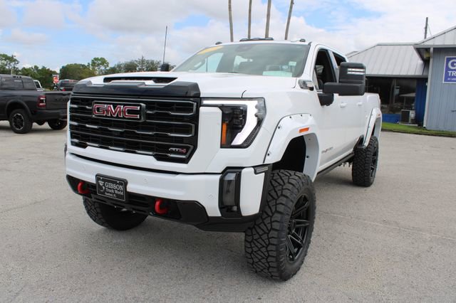 Used 2024 GMC Sierra 2500 AT4 w/ AT4 Premium Plus Package image 3