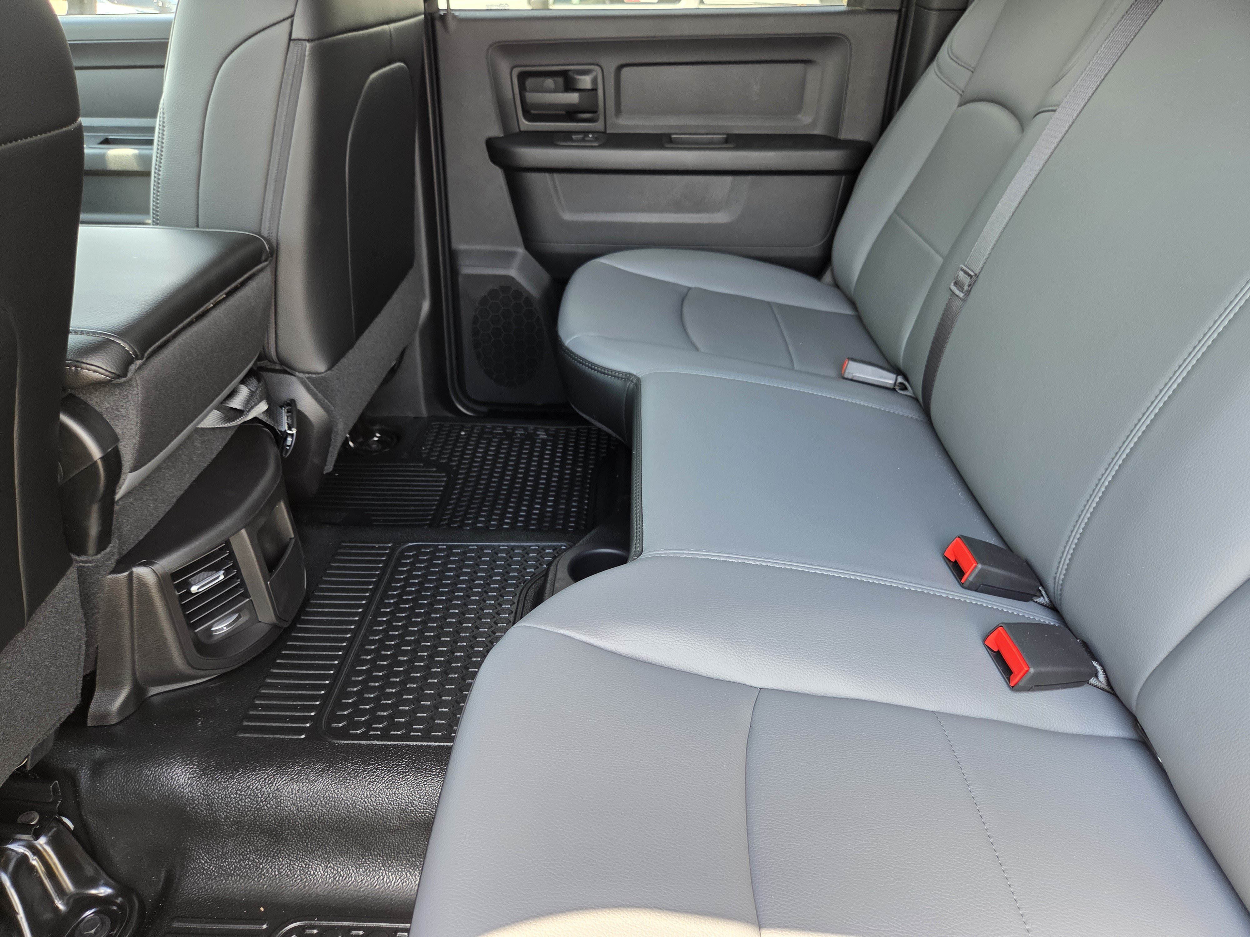 New 2026 RAM 3500 Tradesman w/ Chrome Appearance Group A AWD/4WD image 22