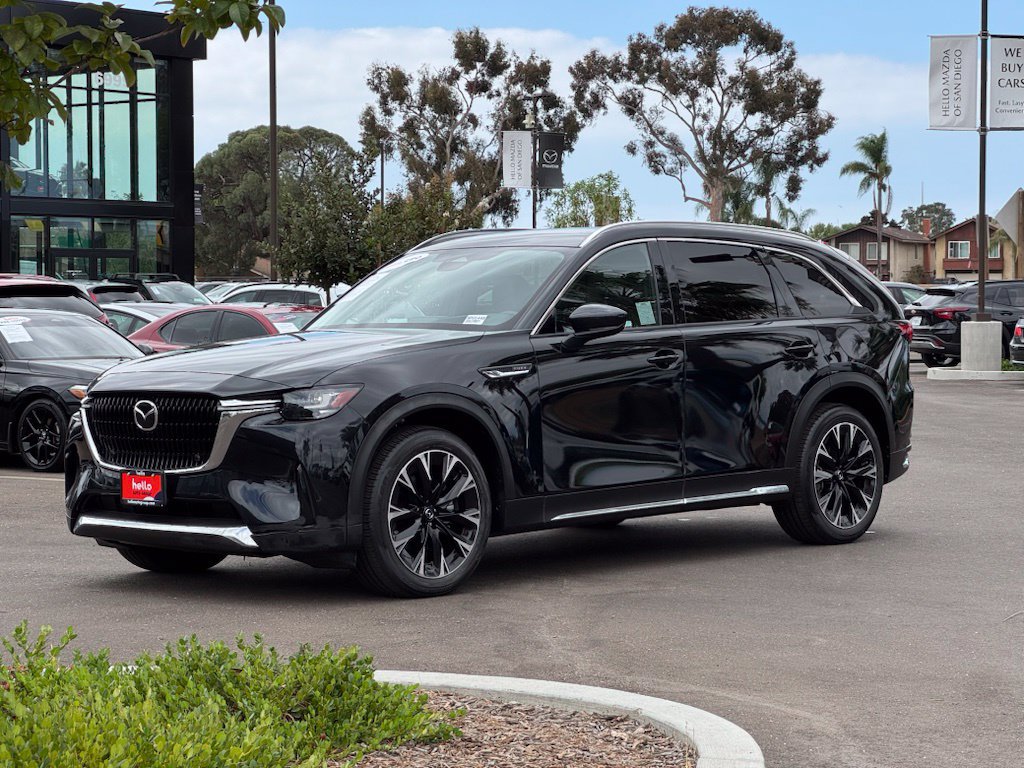 Certified 2024 MAZDA CX-90 Plug-In Hybrid w/ Premium Pkg AWD/4WD image 6