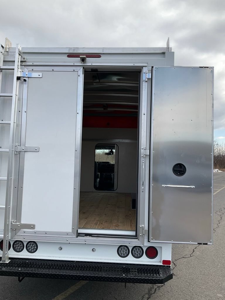 New 2026 Ford E-350 and Econoline 350 Super Duty w/ Power Equipment Group RWD image 11