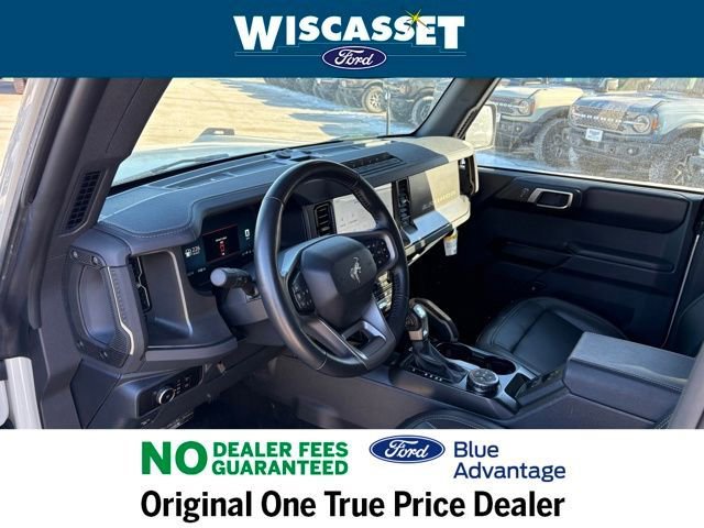 Used 2025 Ford Bronco Badlands image 6