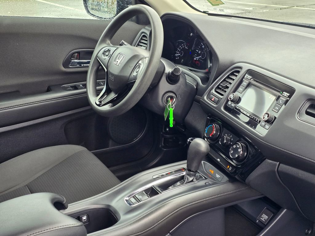 Used 2022 Honda HR-V LX image 17