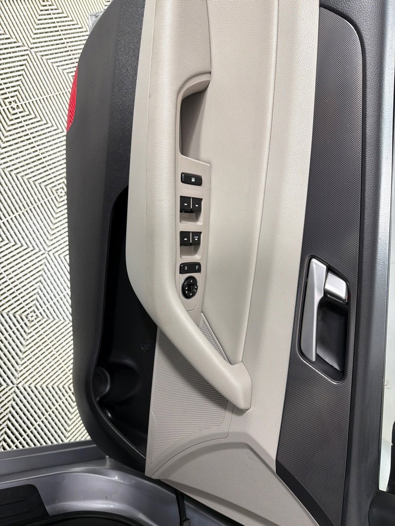 Used 2015 Hyundai Sonata SE FWD image 8