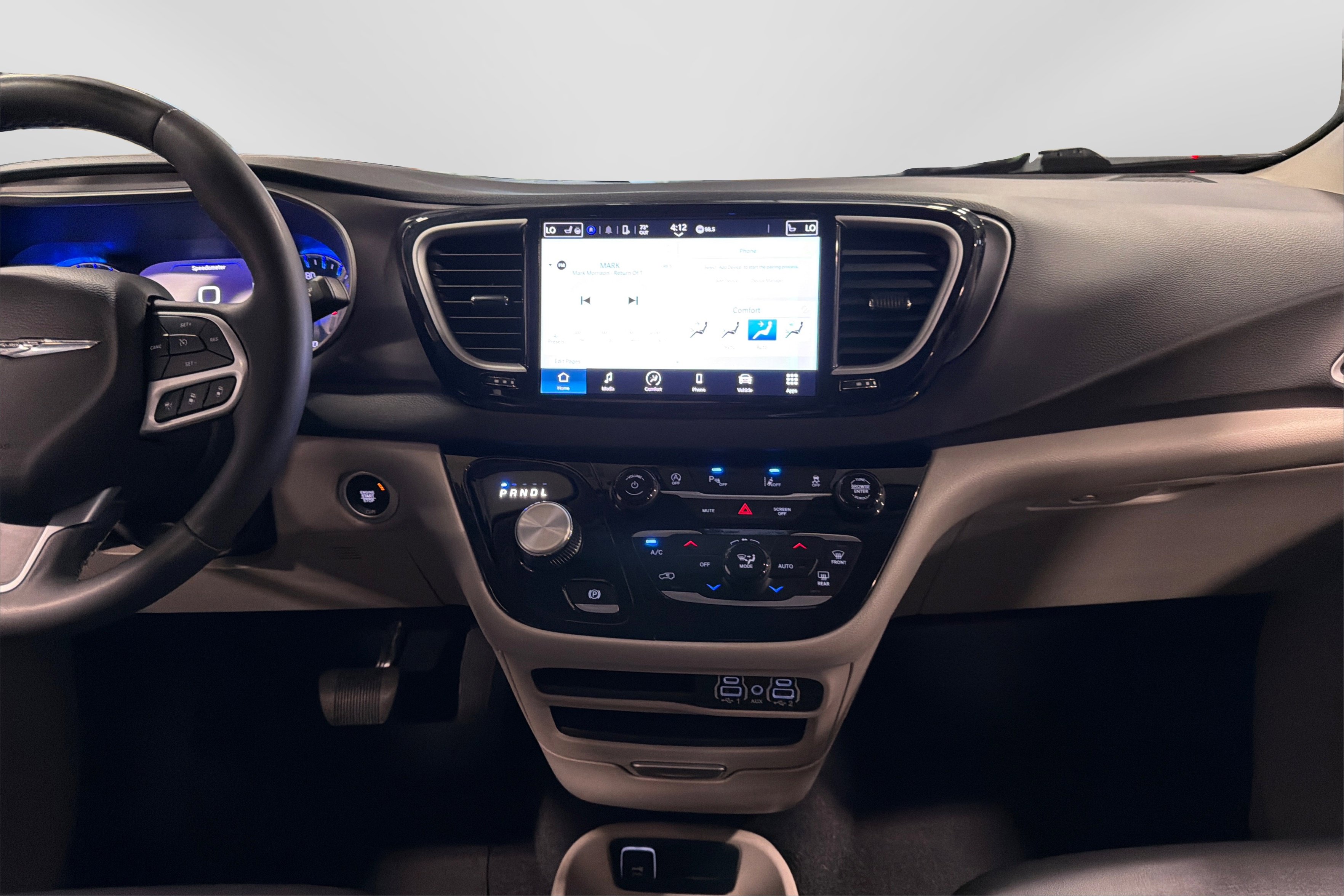 Used 2024 Chrysler Pacifica Touring-L FWD image 28
