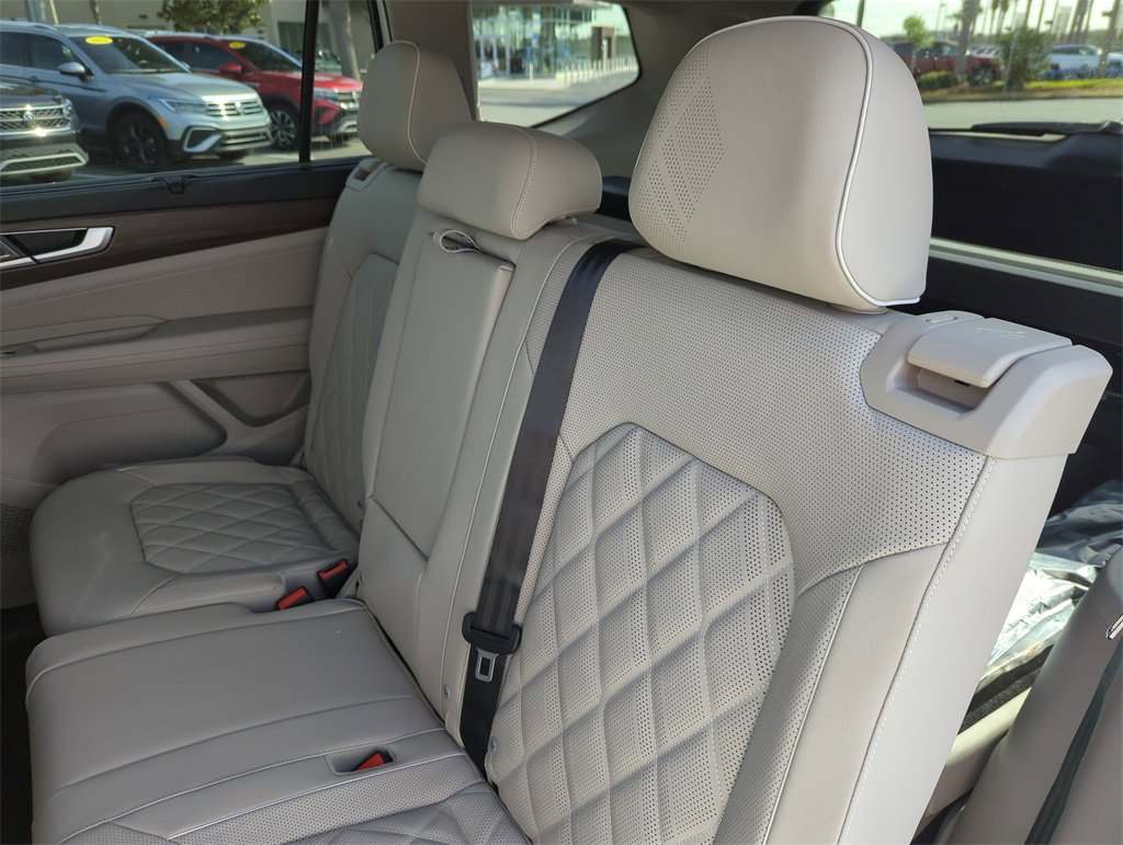New 2026 Volkswagen Atlas SEL Premium R-Line image 30