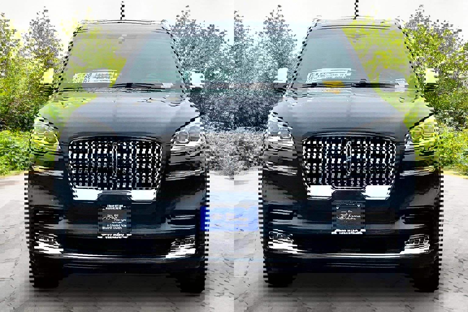 Used 2020 Lincoln Aviator Black Label w/ Dynamic Handling Package image 3