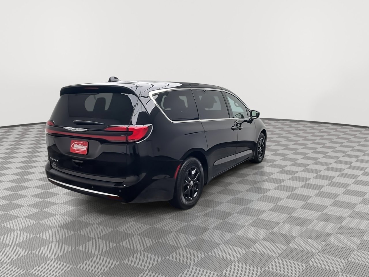 Used 2025 Chrysler Pacifica Select FWD image 37