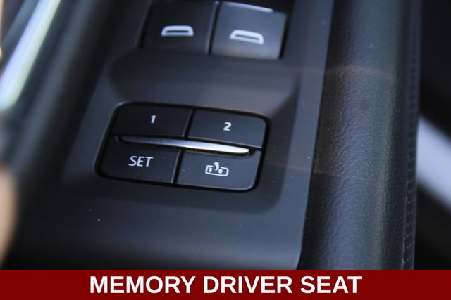 Used 2021 Chevrolet Suburban Premier AWD/4WD image 4