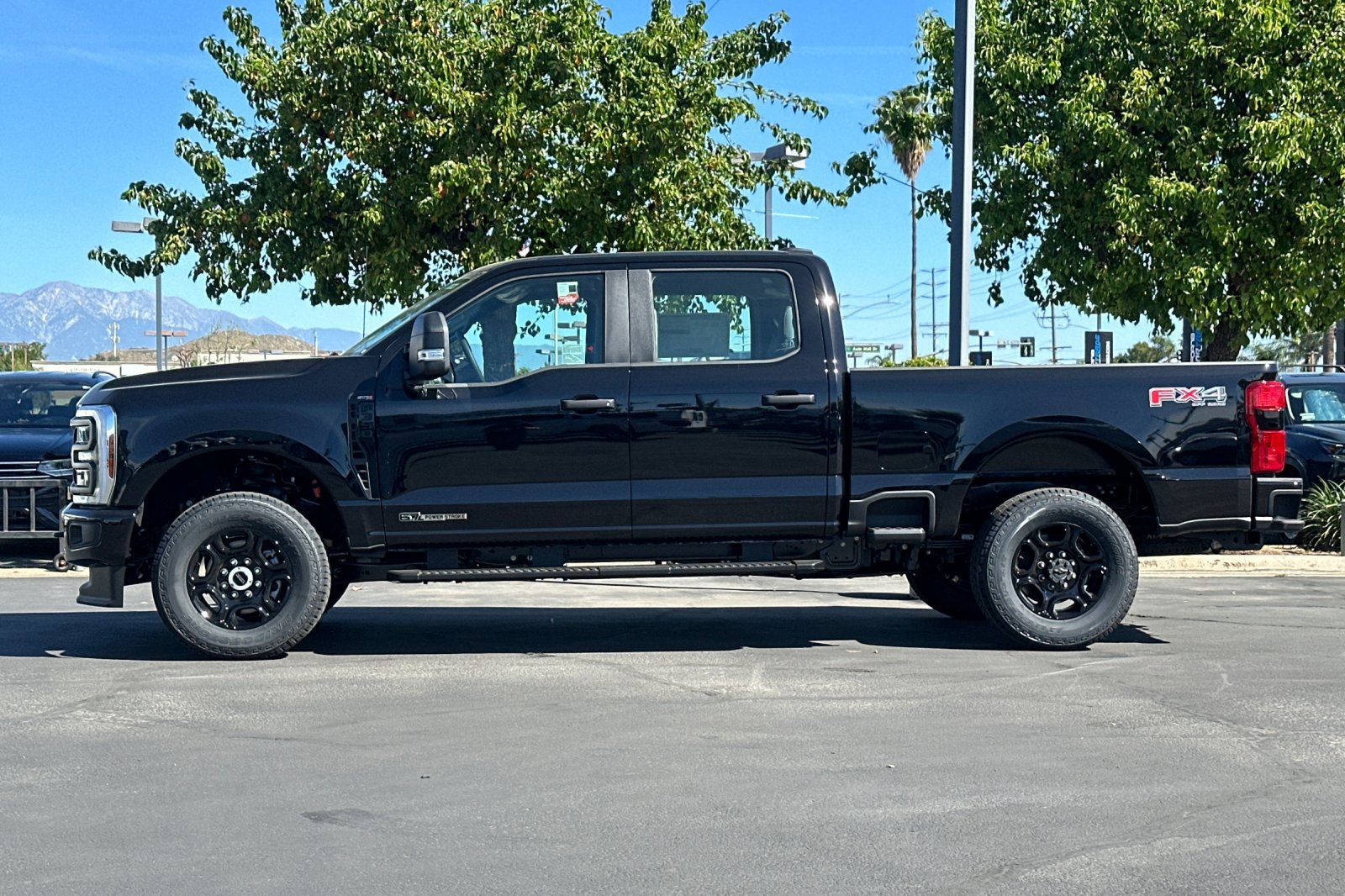 New 2026 Ford F350 XL w/ STX Appearance Package AWD/4WD image 7