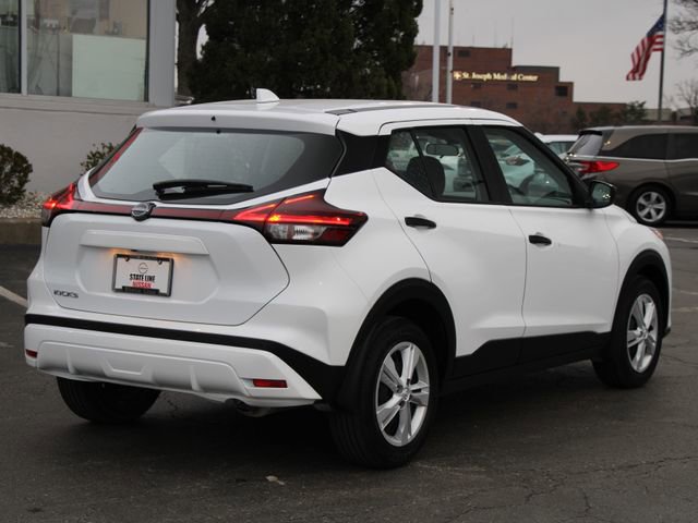 Certified 2025 Nissan Kicks Play S FWD image 10
