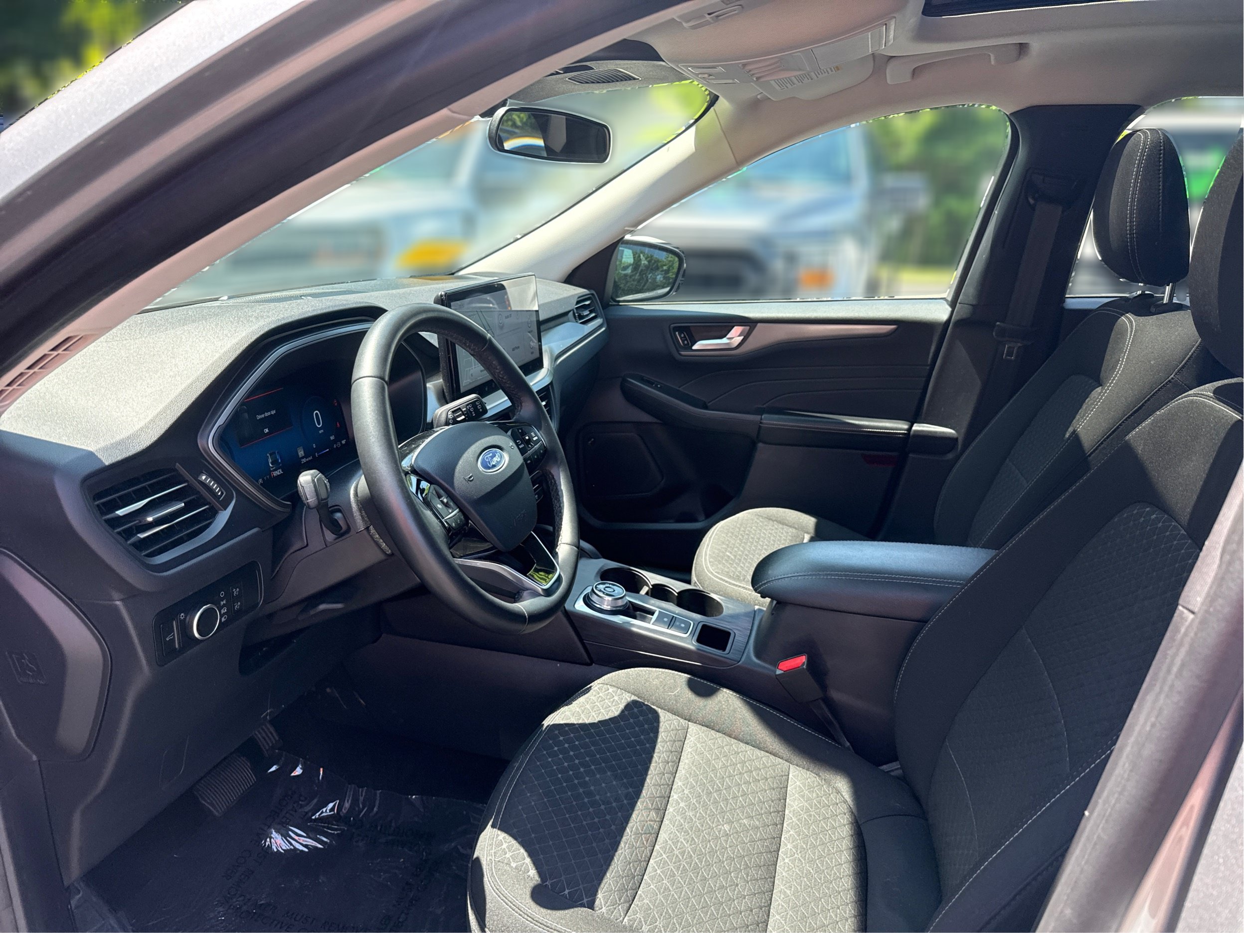 Used 2023 Ford Escape Active w/ Tech Pack #2 AWD/4WD image 11
