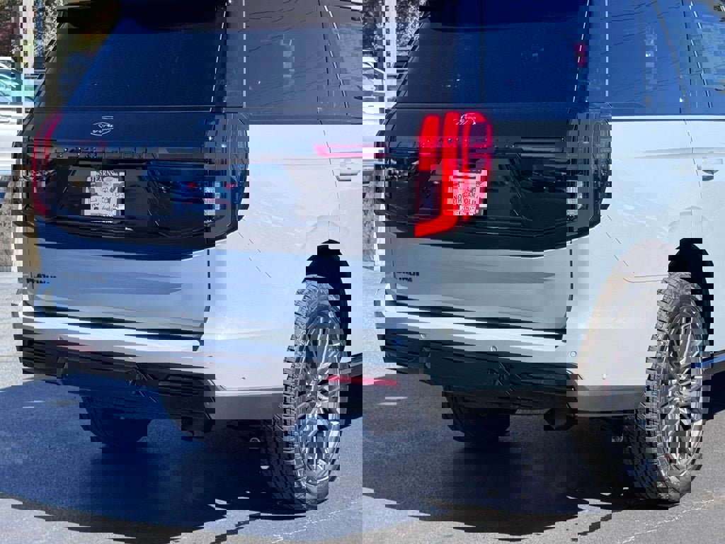 New 2025 Ford Expedition Platinum w/ Stealth Performance Package image 50