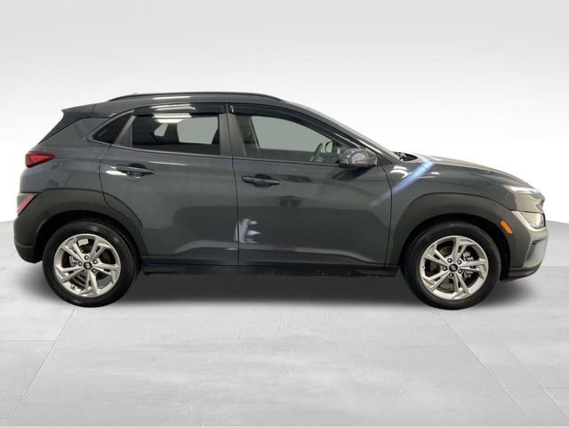 Used 2023 Hyundai Kona SEL image 2