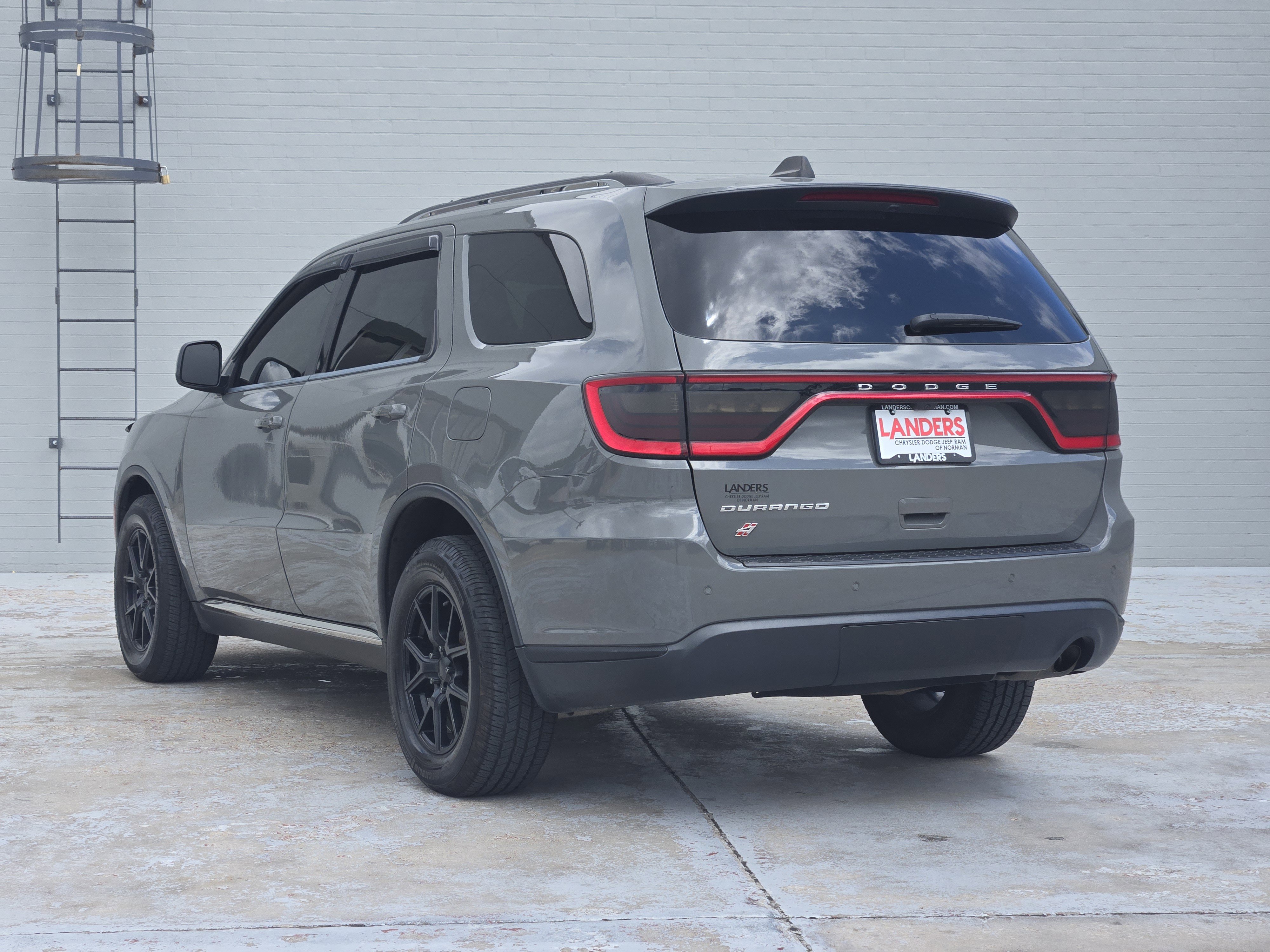 Used 2022 Dodge Durango SXT AWD/4WD image 6