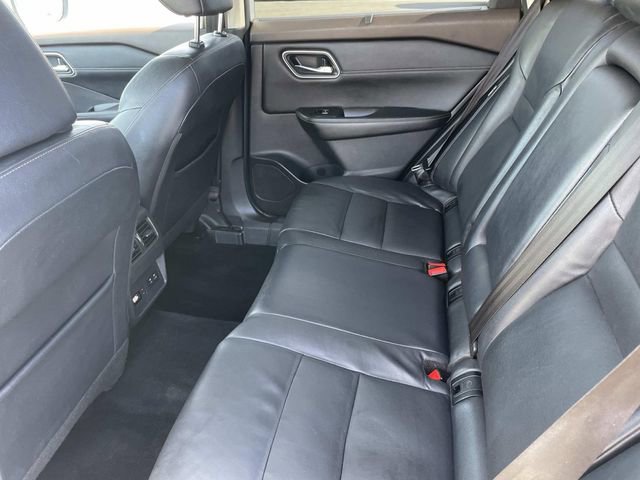 Used 2021 Nissan Rogue SL w/ Premium Package image 32