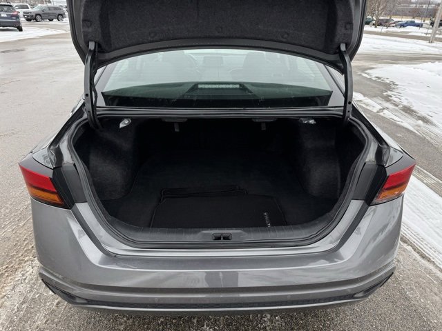 Used 2023 Nissan Altima 2.5 SV image 35