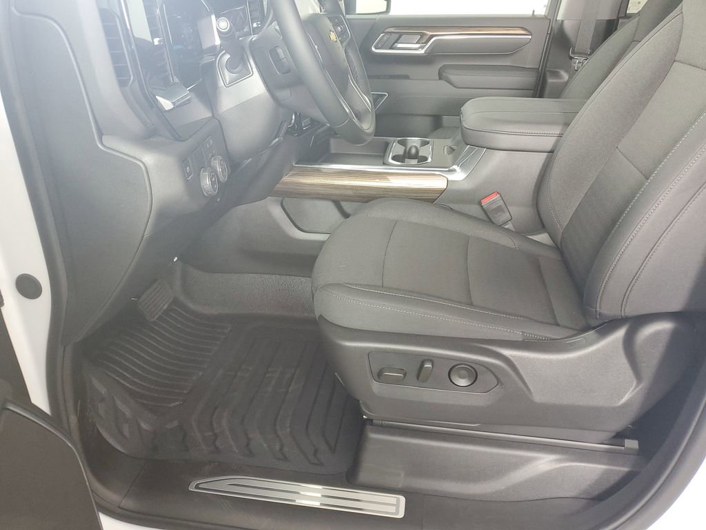 New 2026 Chevrolet Silverado 3500 LT w/ Convenience Package image 15
