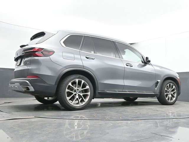 Used 2024 BMW X5 xDrive40i AWD/4WD image 49