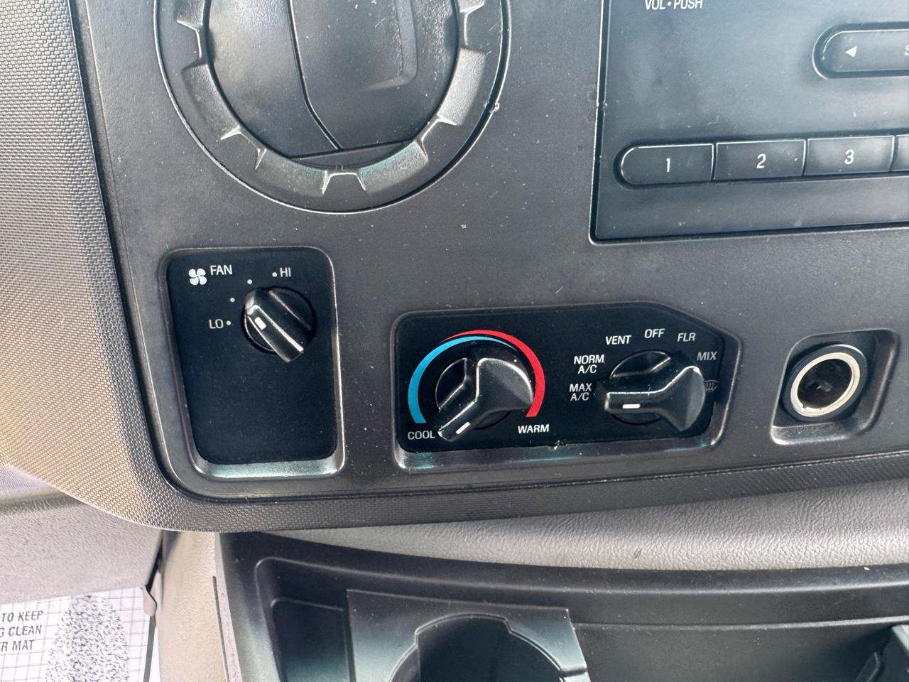 Used 2011 Ford E-250 and Econoline 250 w/ PWR Group RWD image 21