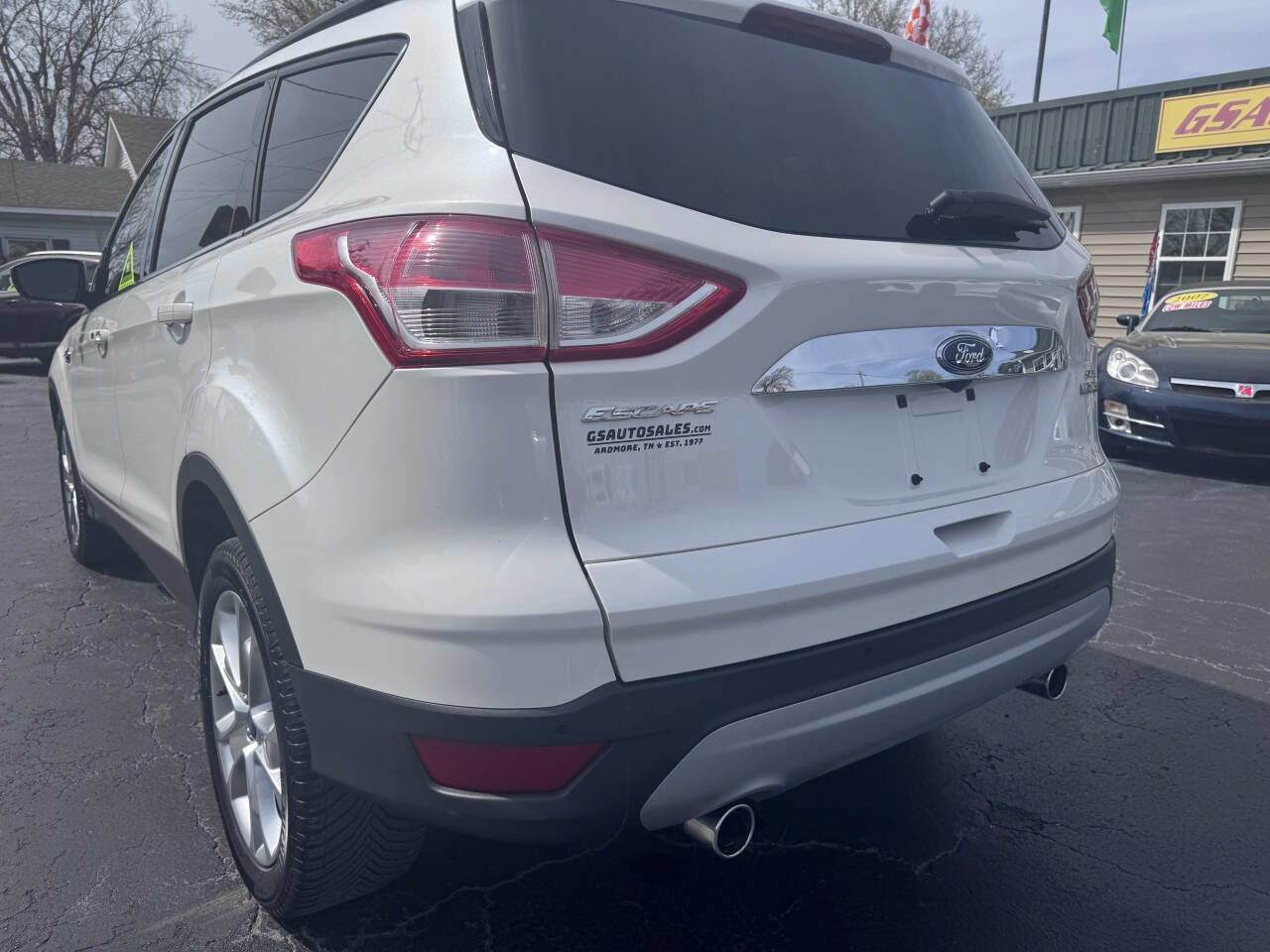 Used 2013 Ford Escape SEL image 15