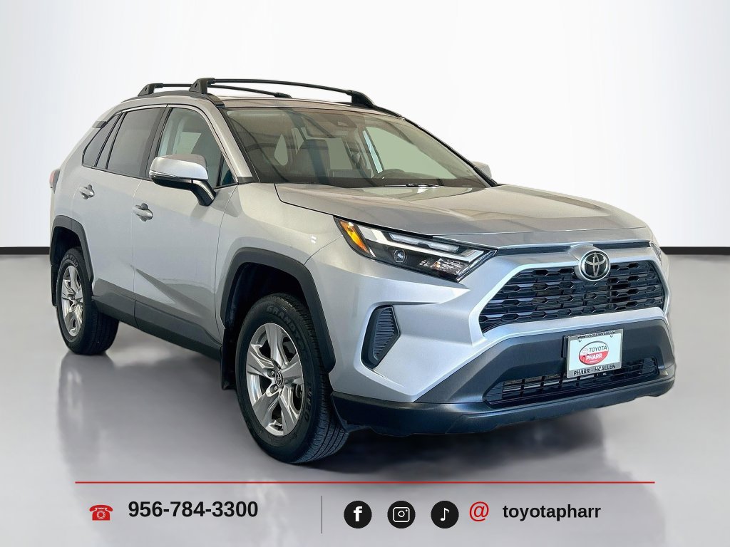Used 2025 Toyota RAV4 XLE w/ Convenience Package FWD image 3
