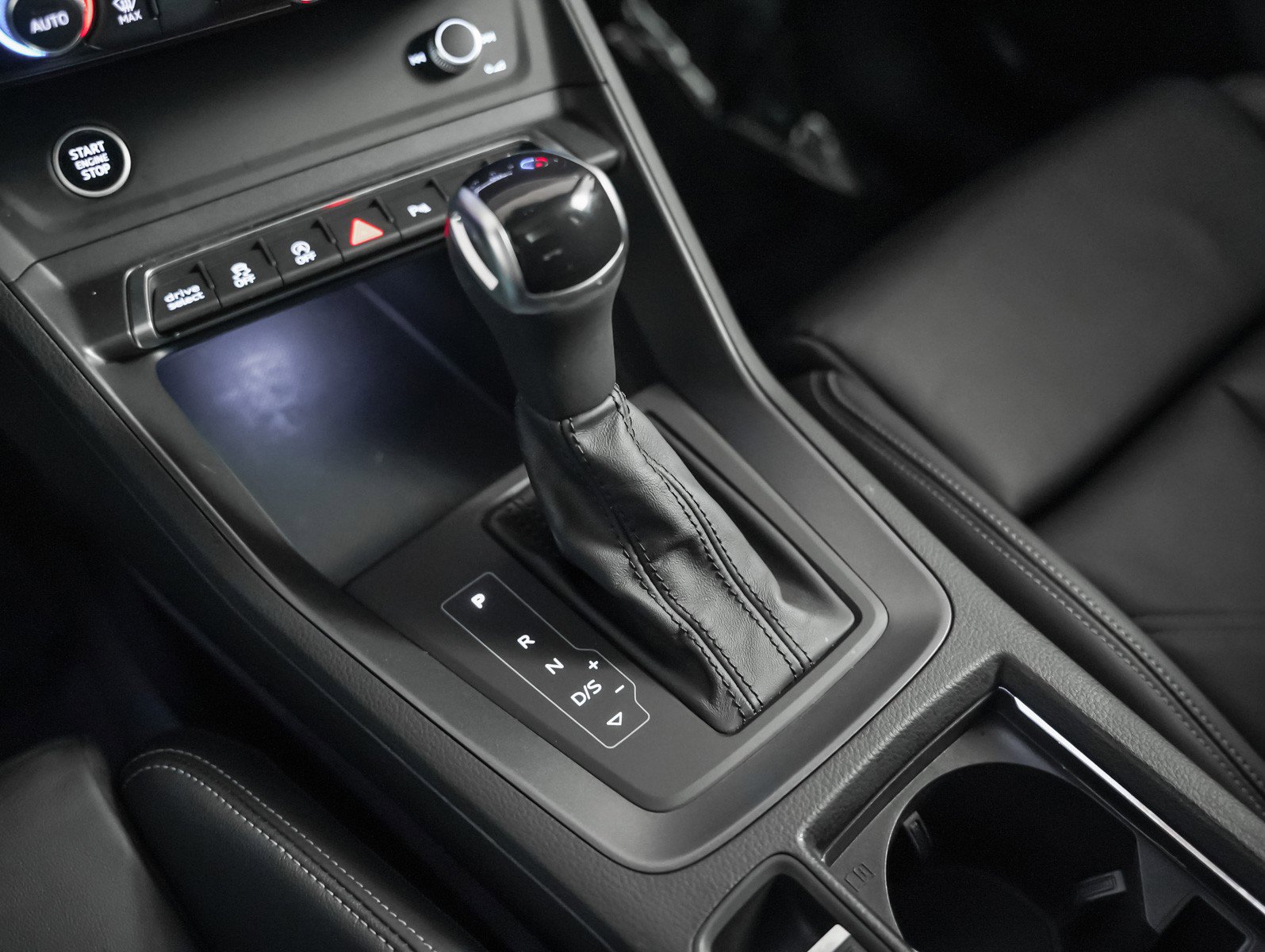 Certified 2023 Audi Q3 2.0T Premium w/ Black Optic Sport Package image 19