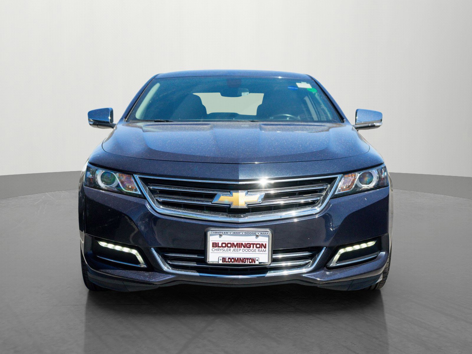 Used 2018 Chevrolet Impala Premier FWD image 2
