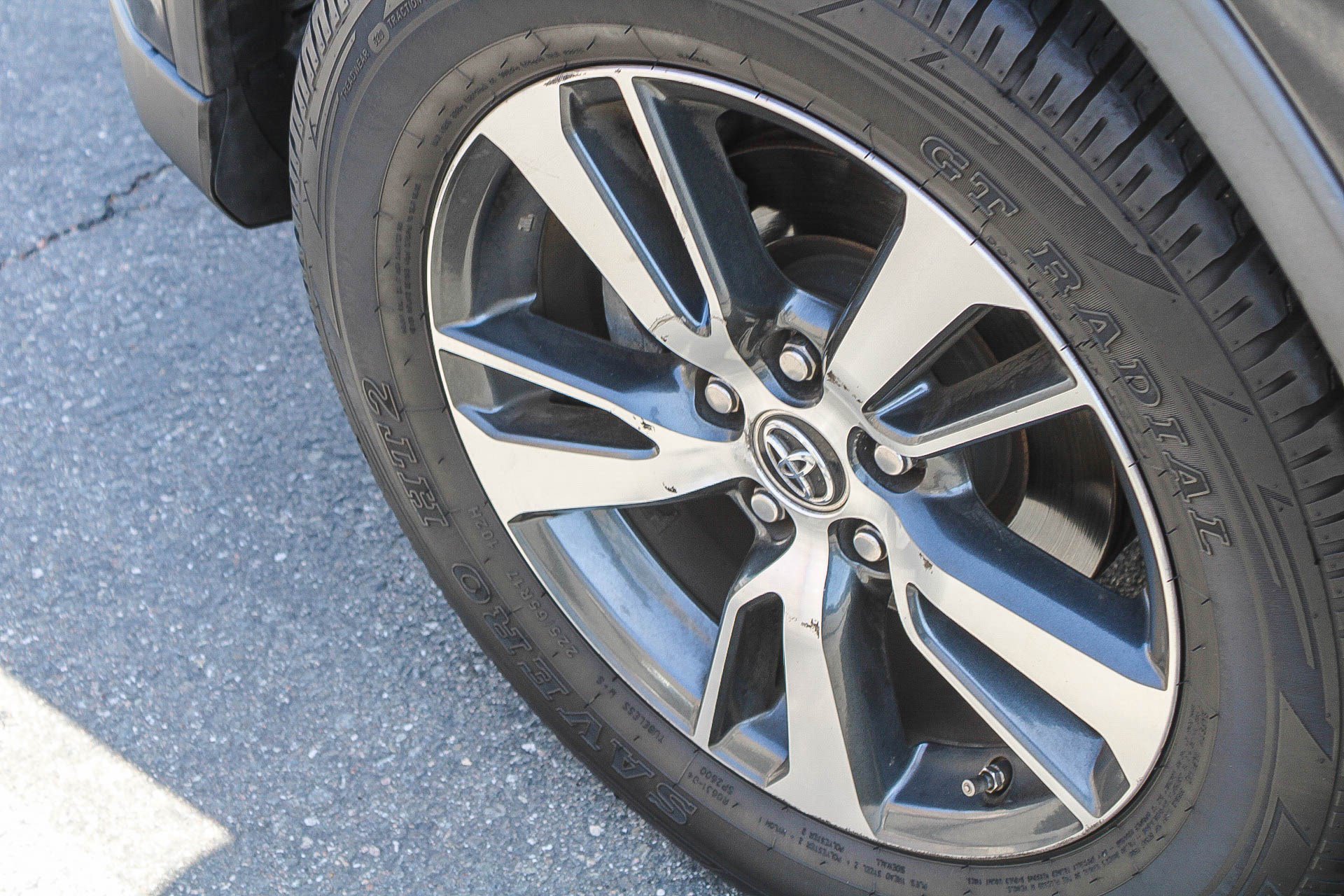 Used 2016 Toyota RAV4 XLE FWD image 13