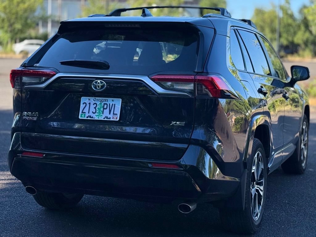 Used 2024 Toyota RAV4 XSE w/ Weather Package AWD/4WD image 5