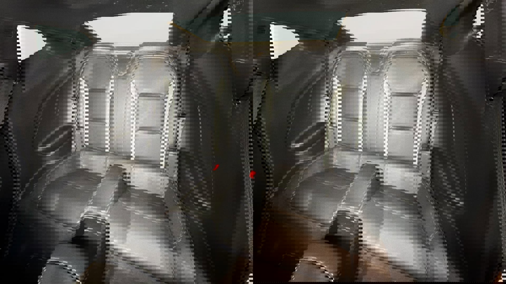 Used 2018 Chevrolet Camaro SS image 33